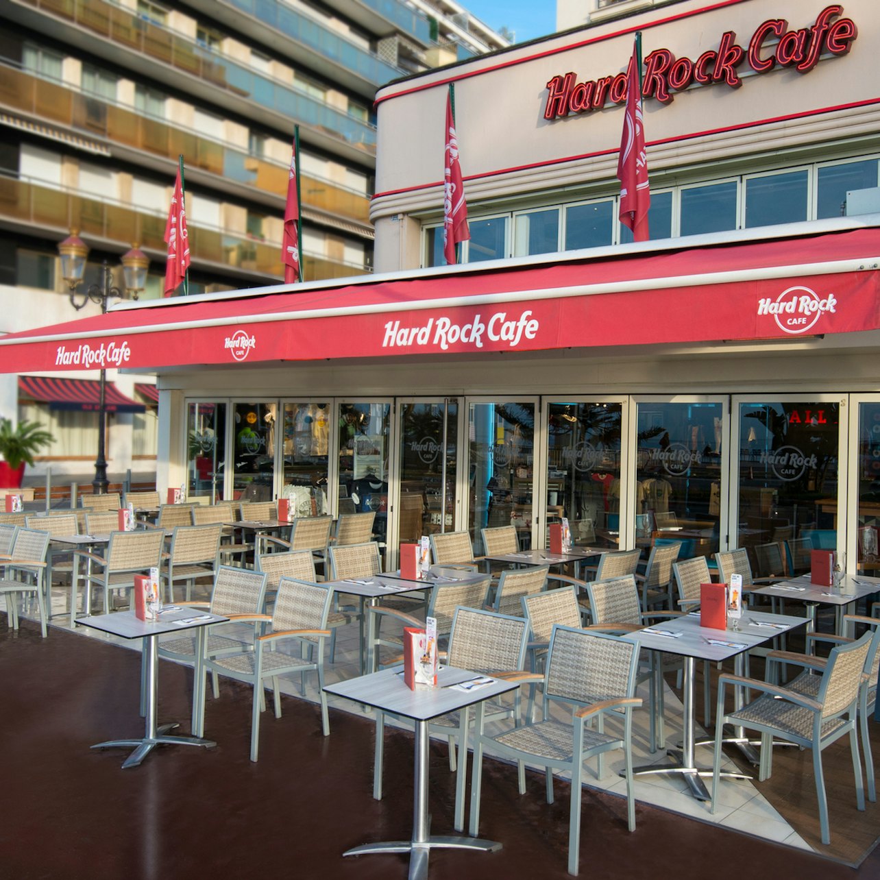 Hard Rock Cafe Nice - Accommodations in Nice