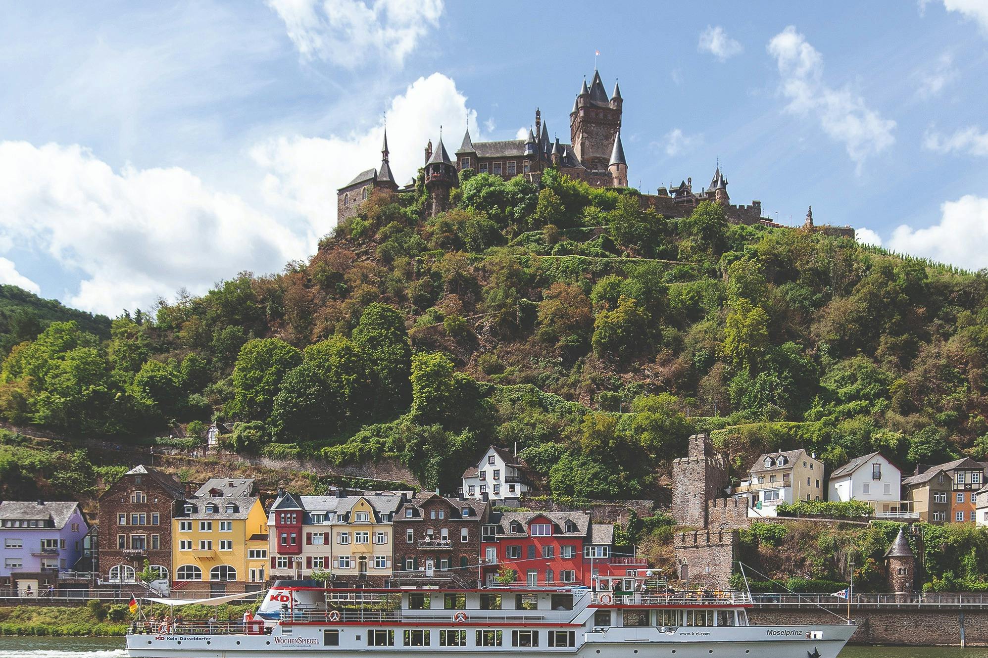 Rundfart på Cochem Mosel-floden