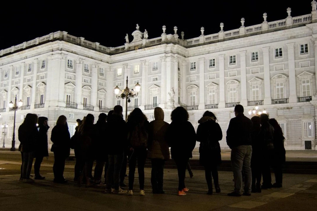 Madrid: Guided Walking Tour in Spanish