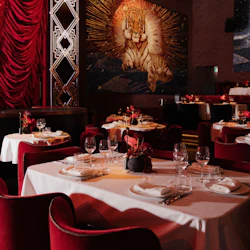 Paris Paradis Dubai: Cabaret Show + 3-Course Meal 3
