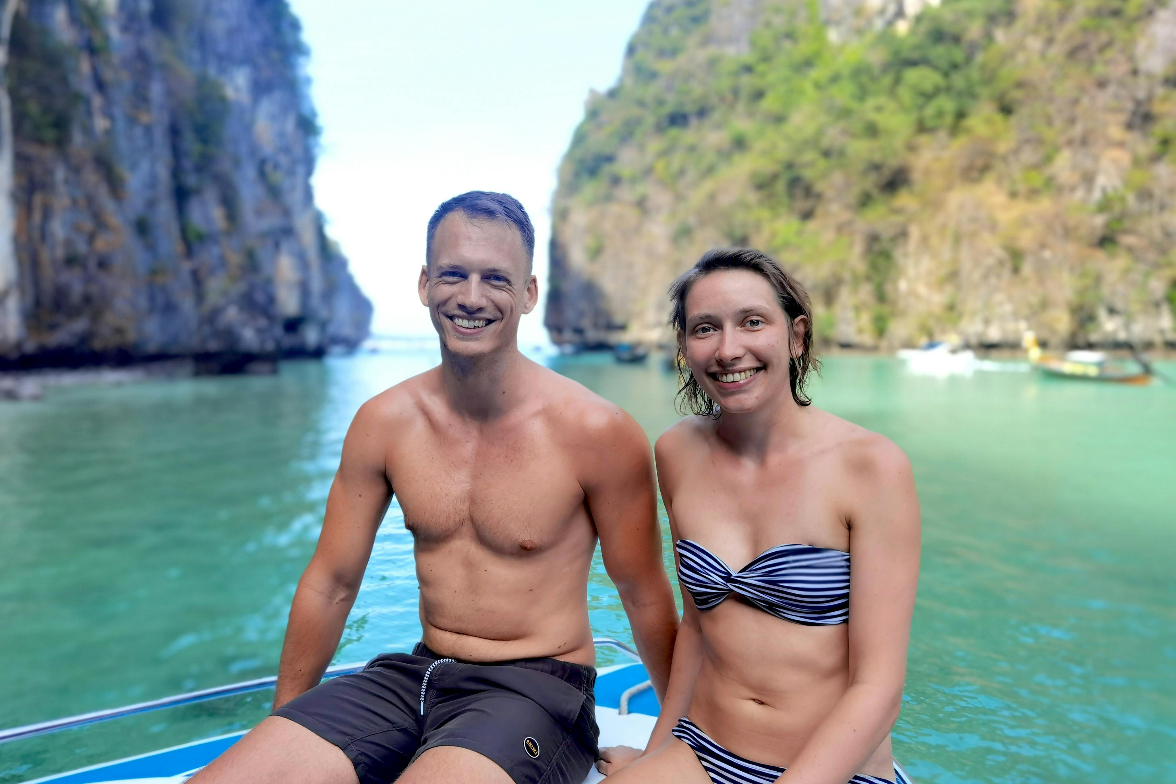 언제나처럼 행복한 미소짓는 고객님들 되세요:)