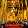 Wat Chedi Luang por dentro