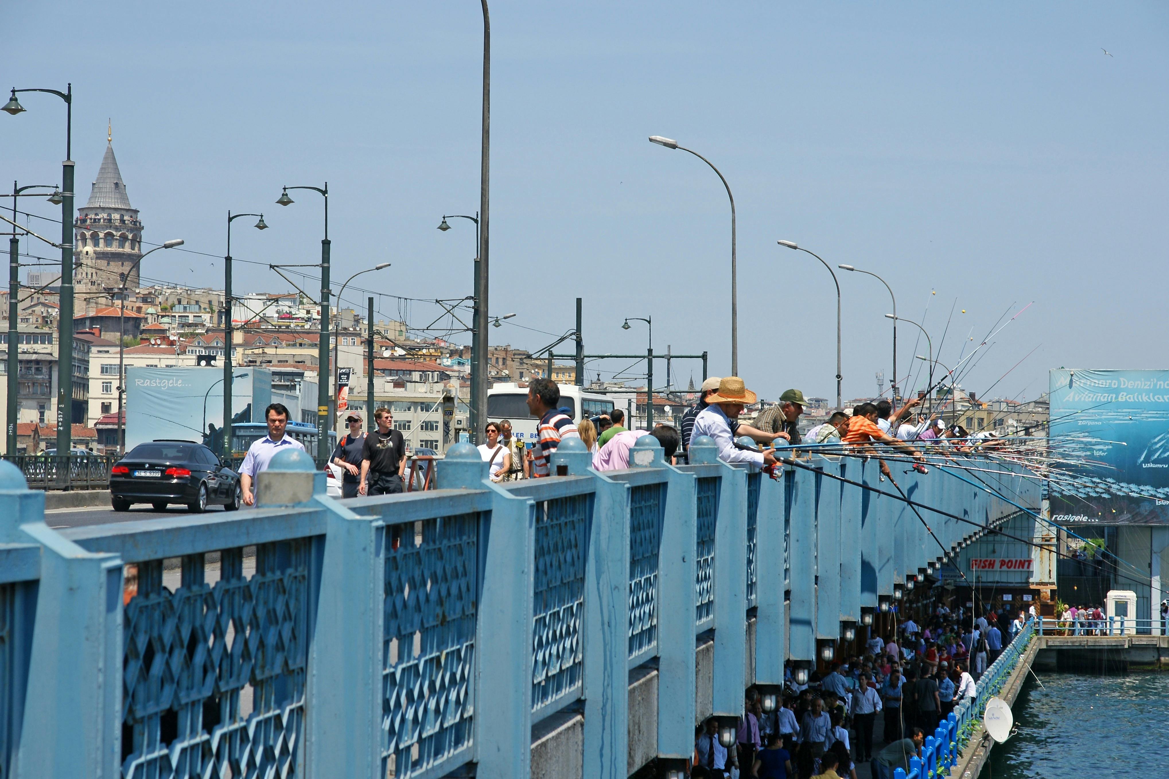 加拉塔漫步之旅