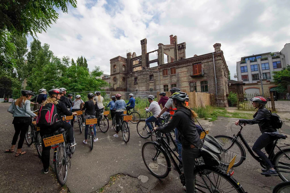Bike tour group at Musikbrauerei