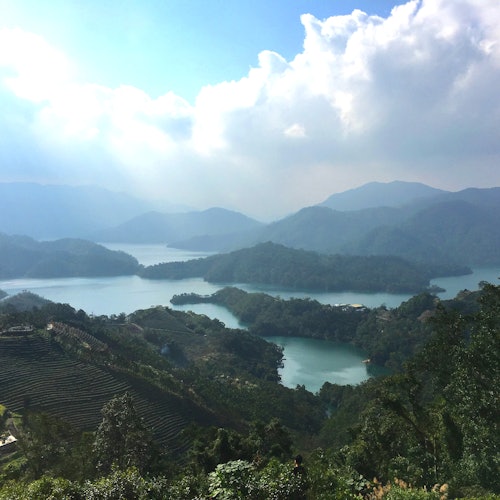 Lago de las Mil Islas y Plantación de Té Pinglin desde Taipei