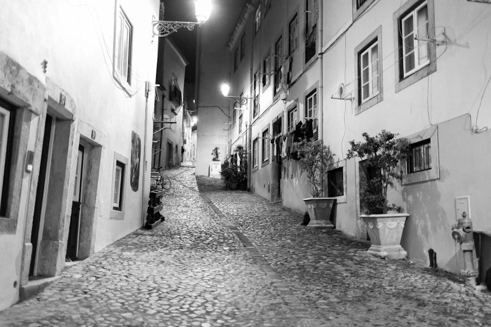 The streets of Mouraria.