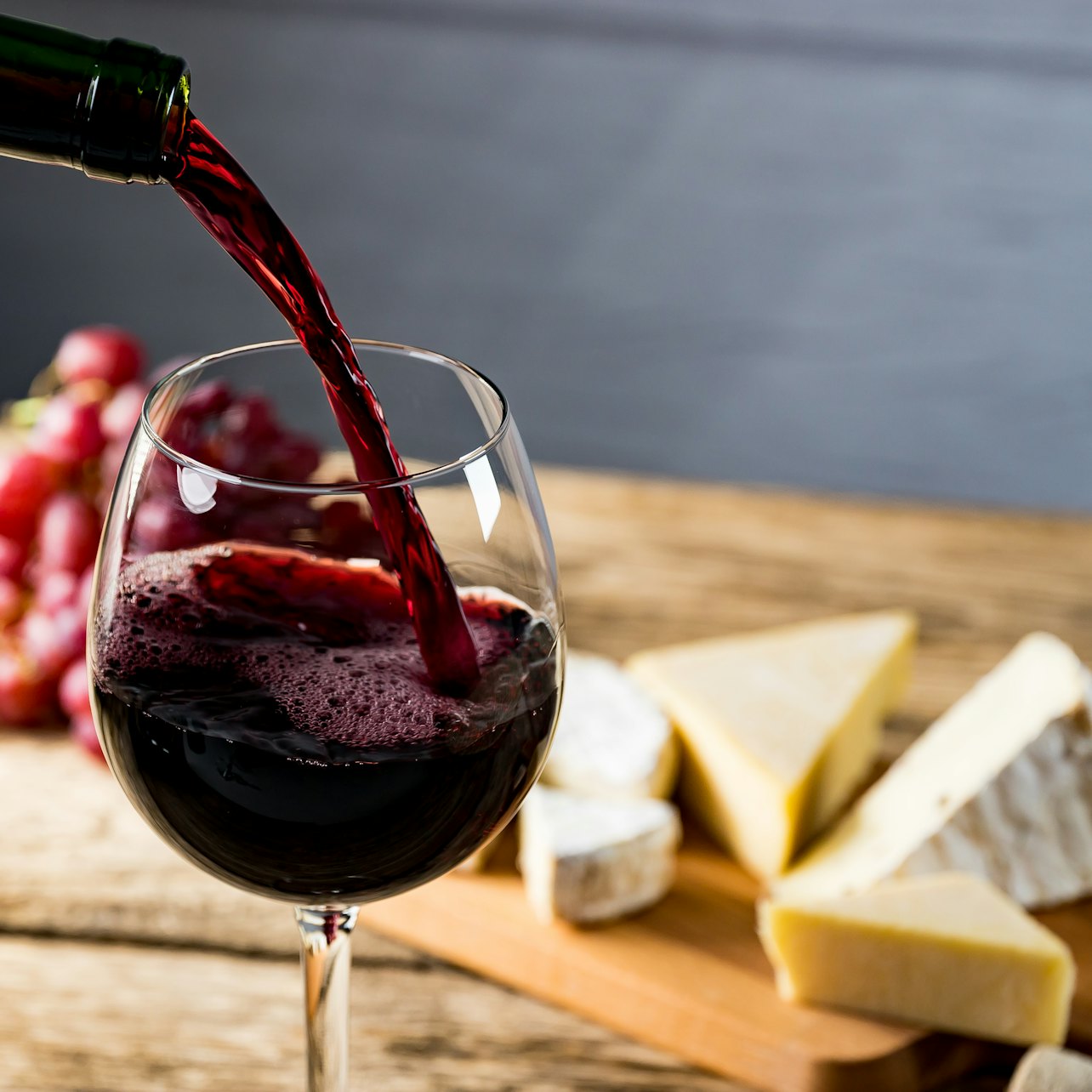 Bordeaux: degustazione di vini e formaggi in una cantina autentica - Alloggi in Bordeaux