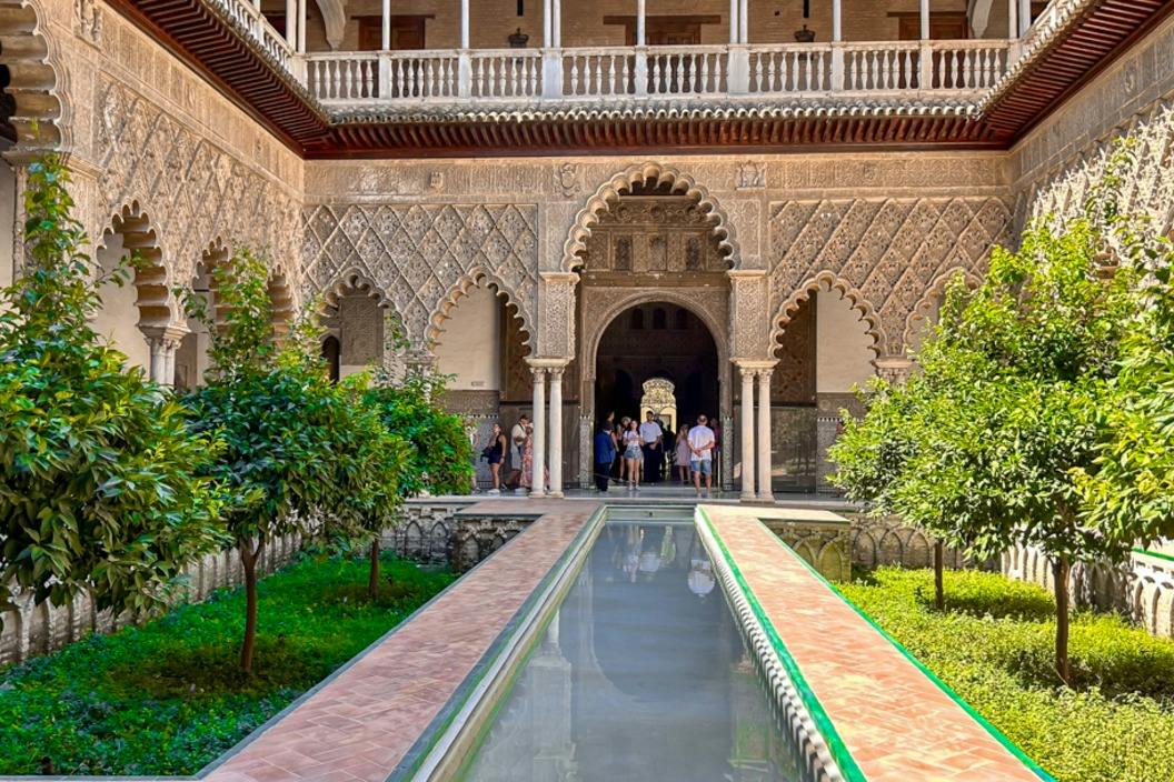 Royal Alcázar of Seville: Private Guided Tour in Seville - Image 7