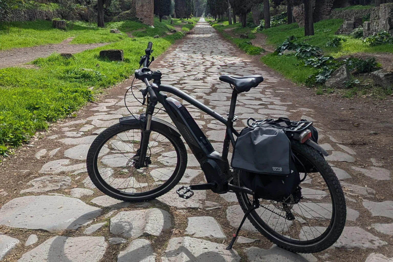 Rome: Appia Antica Day Bike Rental