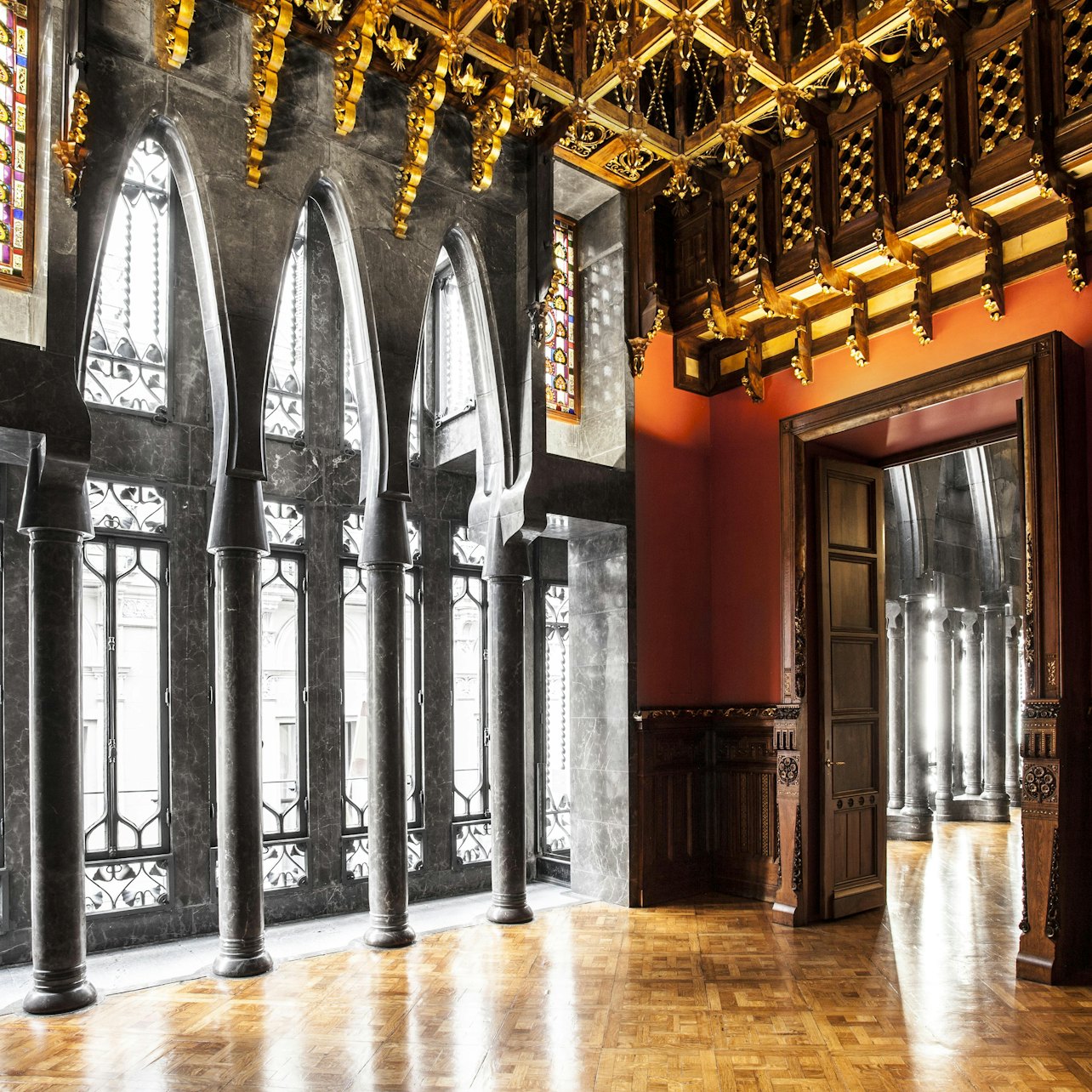 Palau Güell (Güell Palace): Skip The Line - Accommodations in Barcelona
