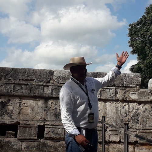 Excursión a Coba, Chichén Itzá y Valladolid con visita a un cenote y comida buffet