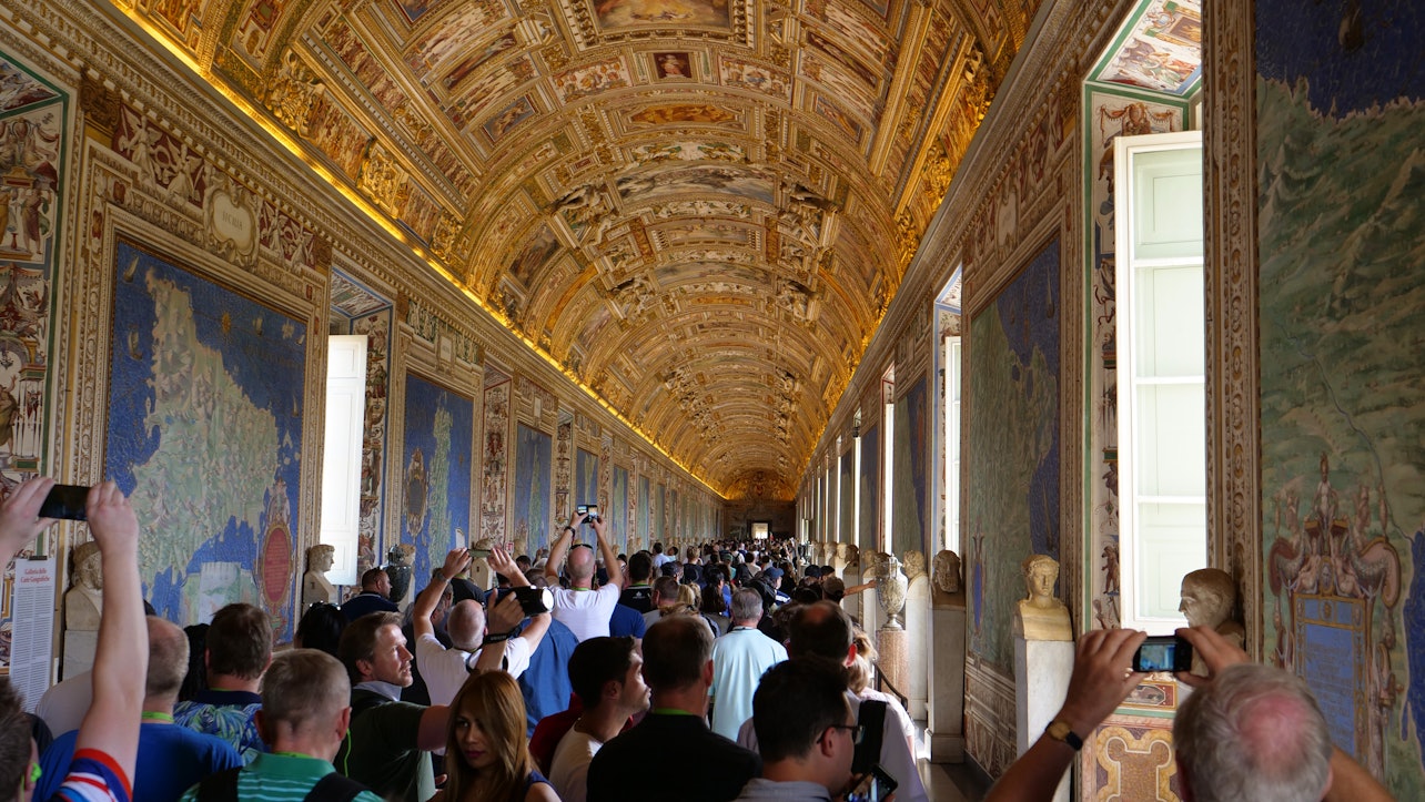 Museos Vaticanos y Capilla Sixtina: Visita guiada - Alojamientos en Roma