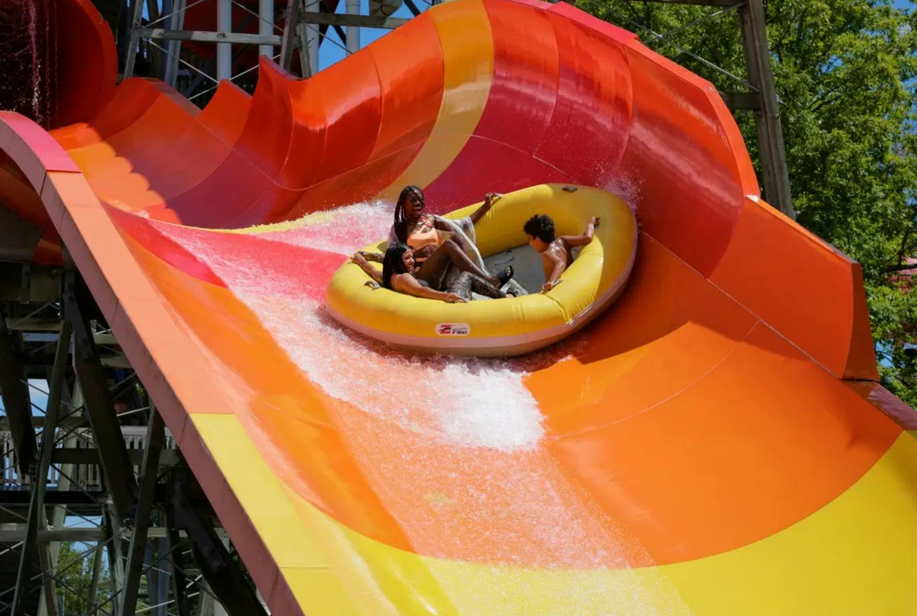 Hurricane Harbor Chicago: One Day Ticket - Photo 16
