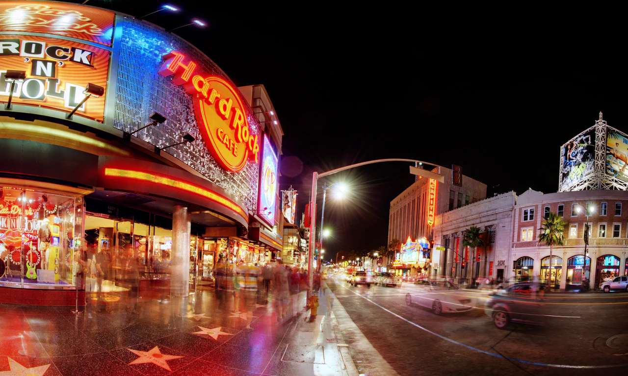 Hard Rock Cafe Hollywood Blvd | チケット、ツアーなどを予約