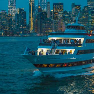 Billets pour Dîner-croisière pour admirer la skyline de New York 