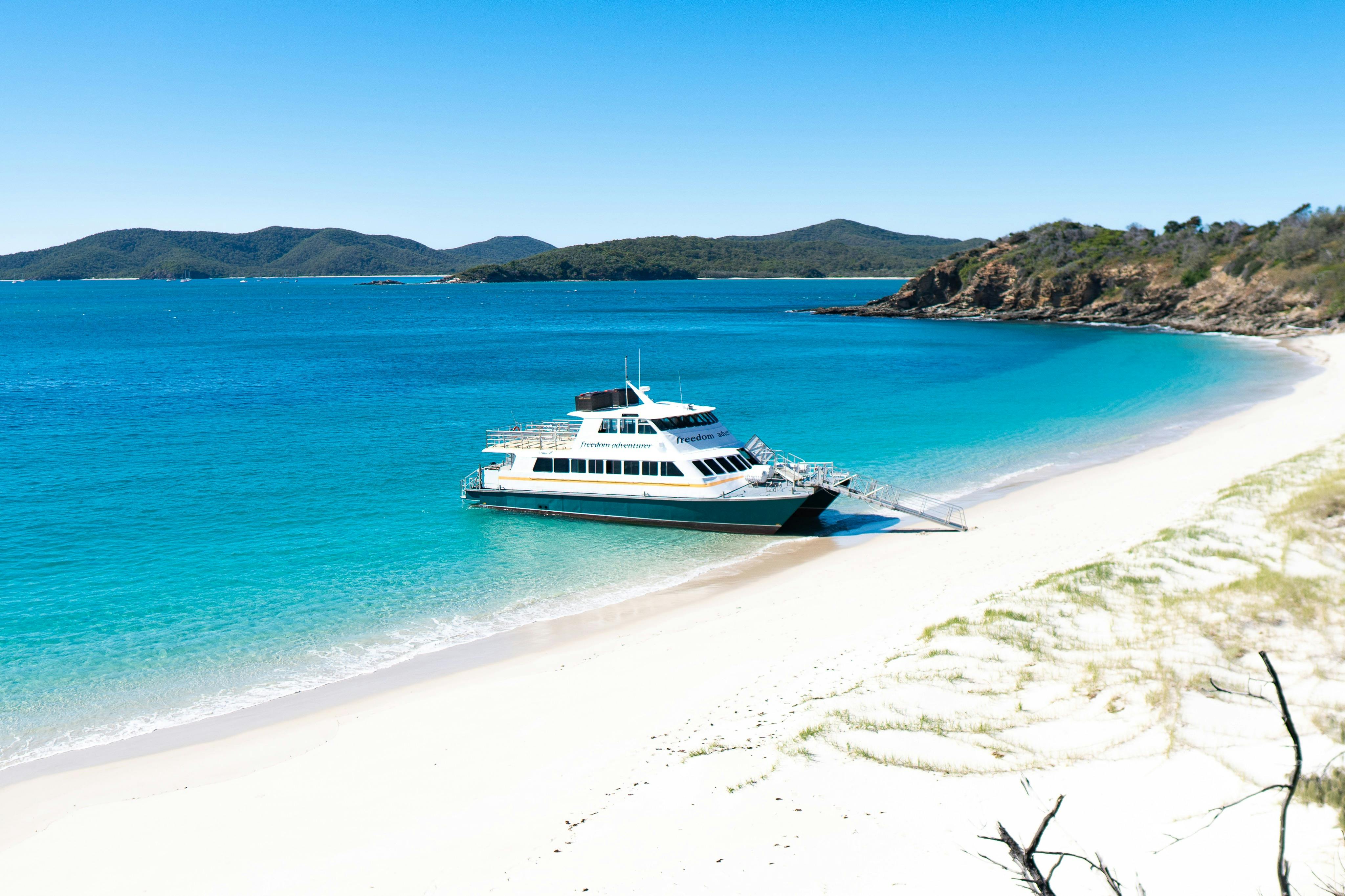 Koppla av på den orörda vita sanden på Great Keppel Island-paradiset väntar!