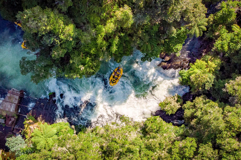 Rafting over the Powerhouse and Weir - Waterfalls