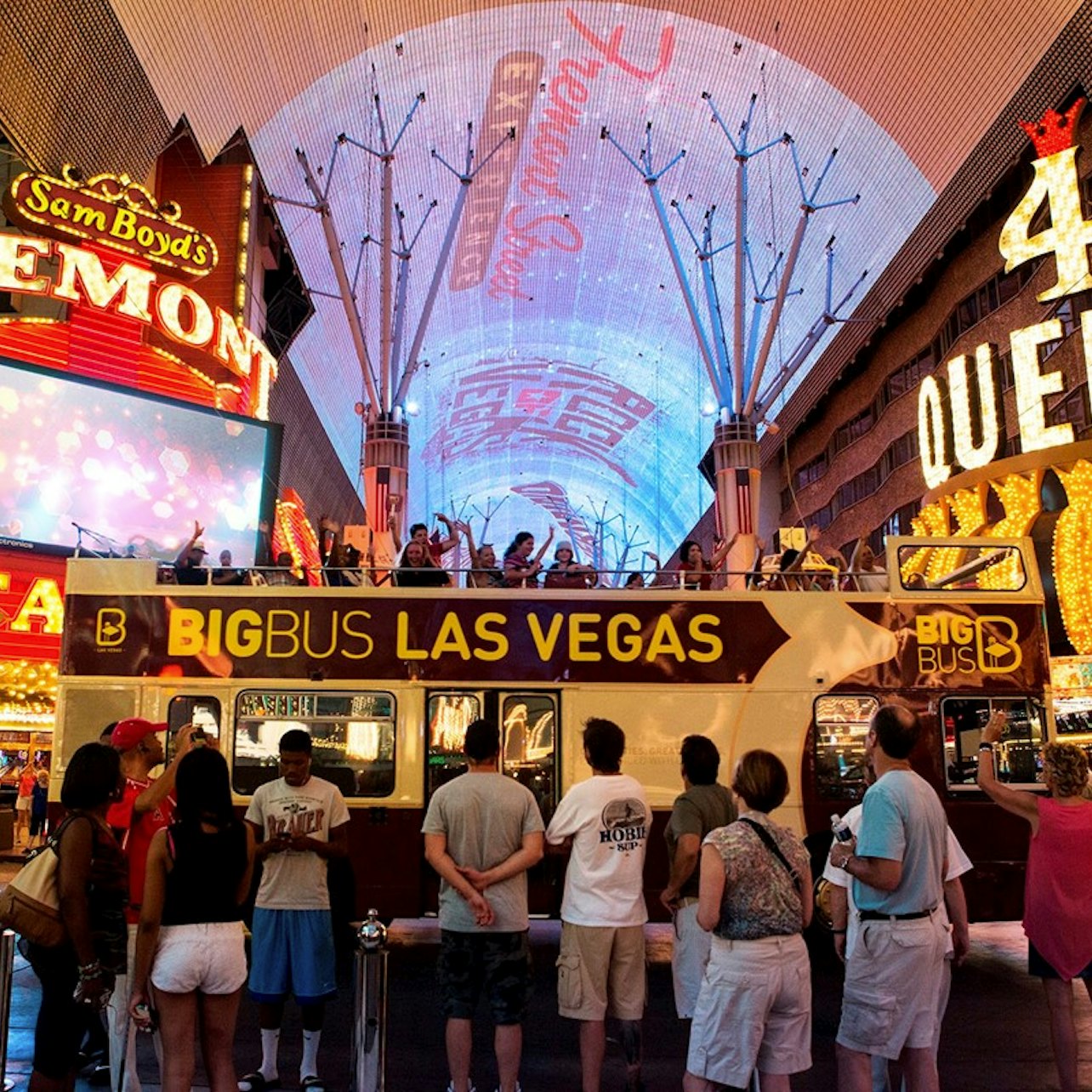 Big Bus Las Vegas: Passeio noturno - Acomodações em Las Vegas, Nevada