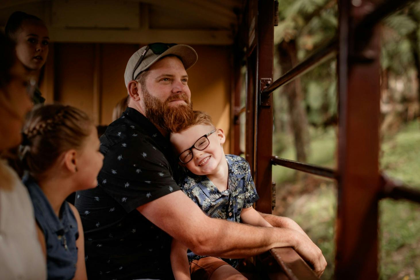 Emerald Lake Park: Guided Tour from Melbourne + Puffing Billy + Hotel Transfers 3