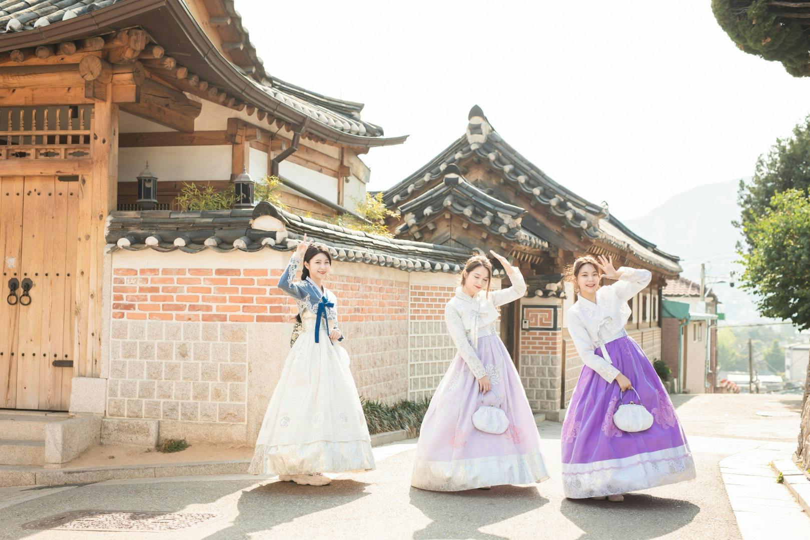 Seoul Gyeongbokgung: Hanbok Rental Experience - 1-Day Rental - Photo 8
