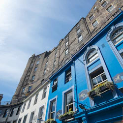 Edinburgh: Guided Food Tour + Lunch & Drinks 2