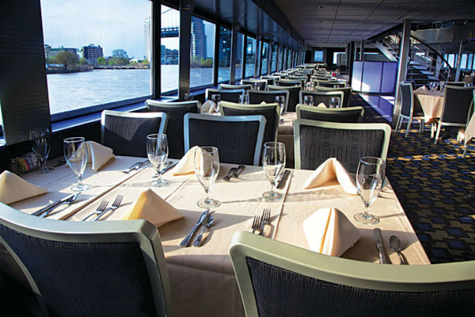 Philadelphia Signature Dinner Cruise