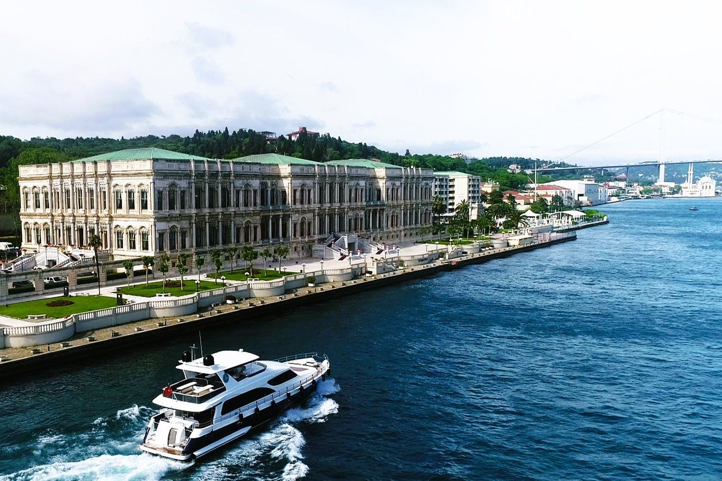 Bosphorus and Black Sea Cruise with Lunch