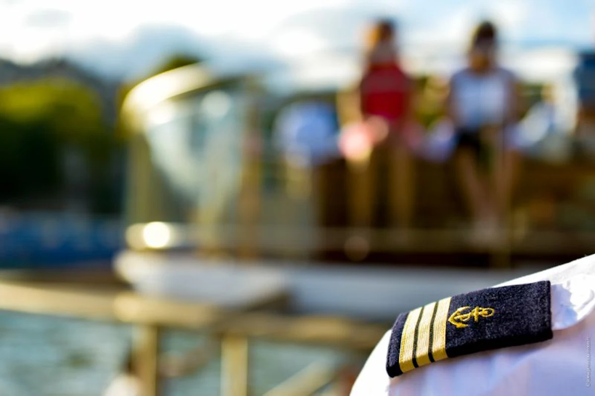 Seine River: Family Cruise with Live Guide — 2