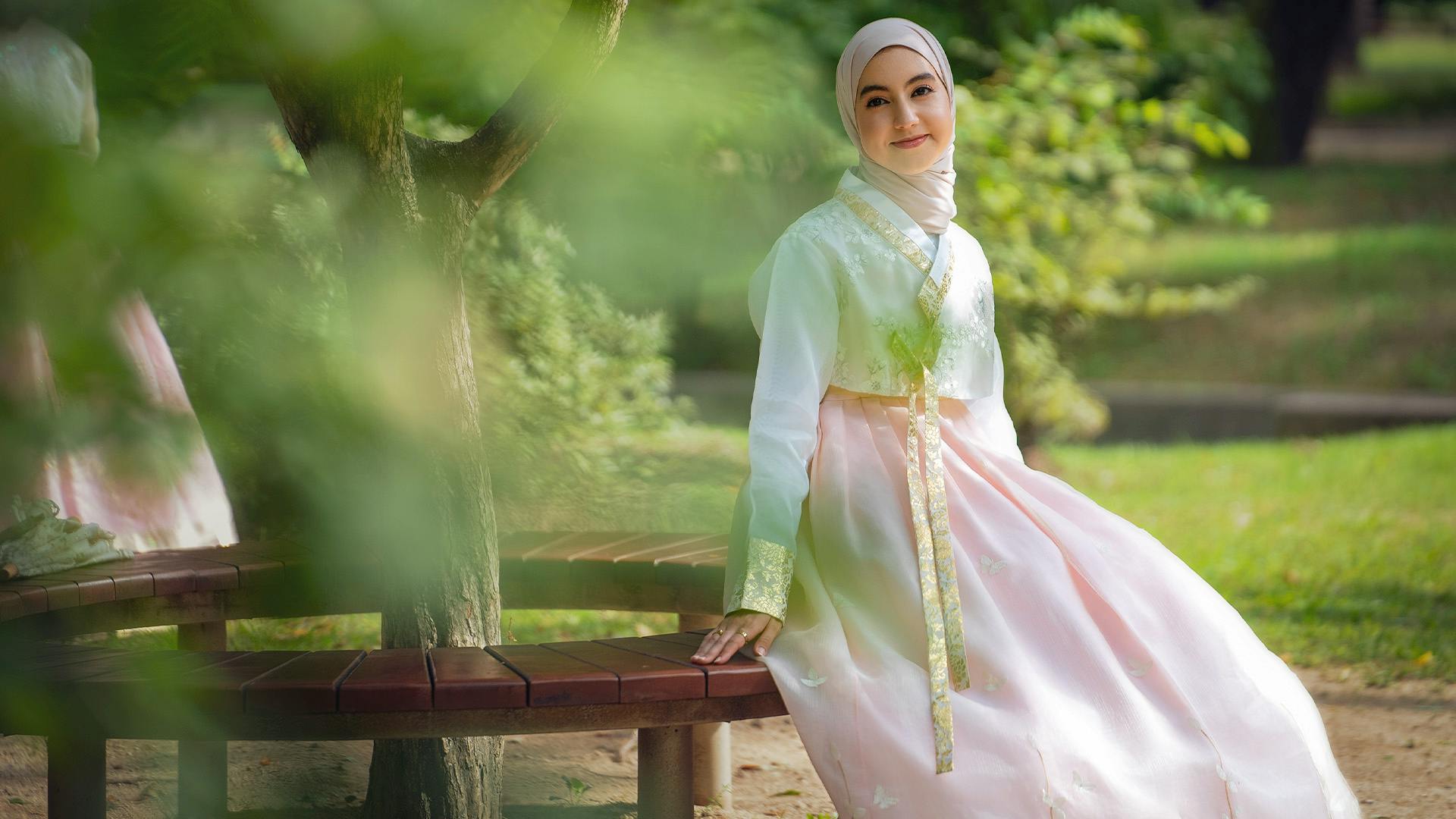 Daehan Hanbok: Gyeongbokgung Hanbok Rental & Photoshoot Experience - Photo 26