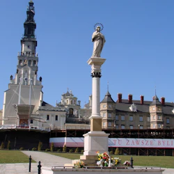 Wadowice & Czestochowa: Day Trip from Krakow with John Paul II Museum Visit 3
