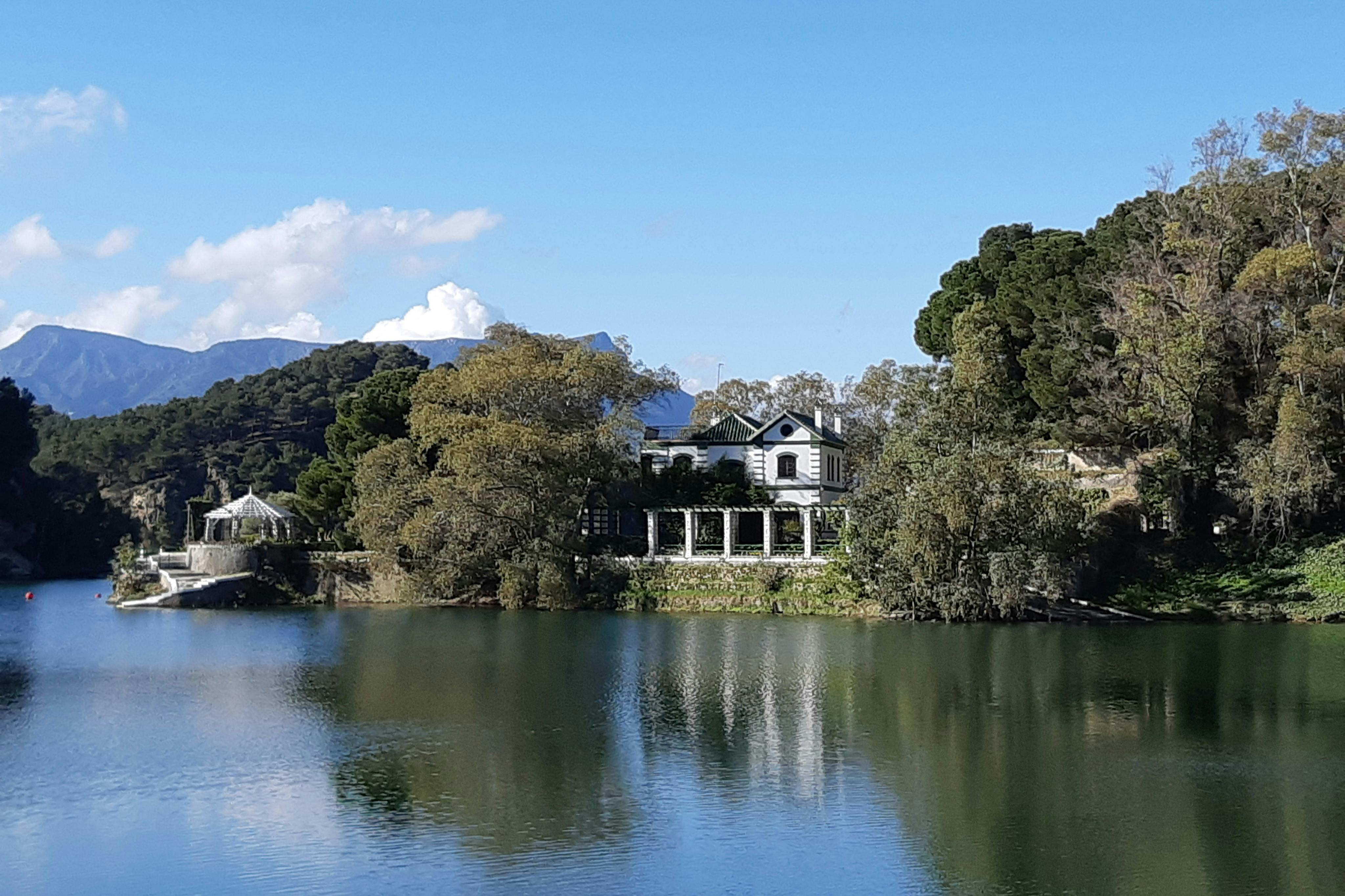 瓜达尔霍斯总统