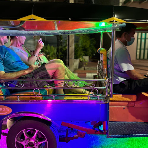 Bangkok: Tuk Tuk Night Tour + Meal in Chinatown - Photo 5