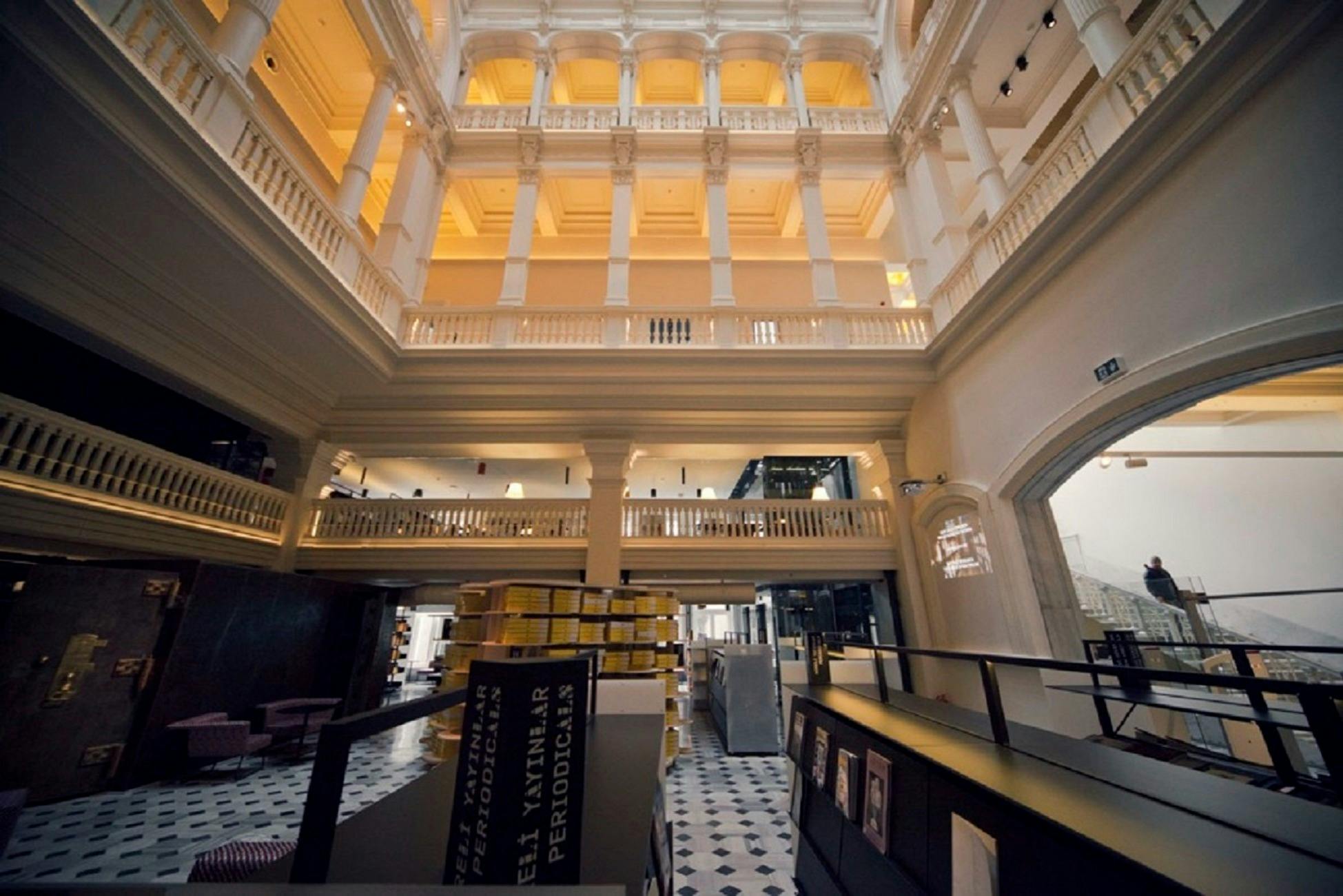 SALT 加拉塔艺术馆