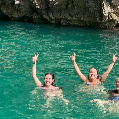 Capri: Small Group Boat Tour + Snacks & Drinks - Photo 3