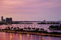 Visita panorámica nocturna de Miami con la Rueda de Observación Skyviews