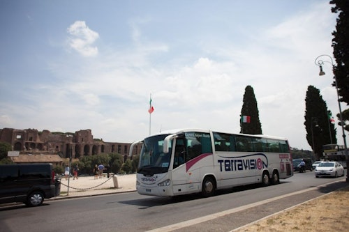 フィウミチーノ空港からローマ中心部までのバス(即日発券)