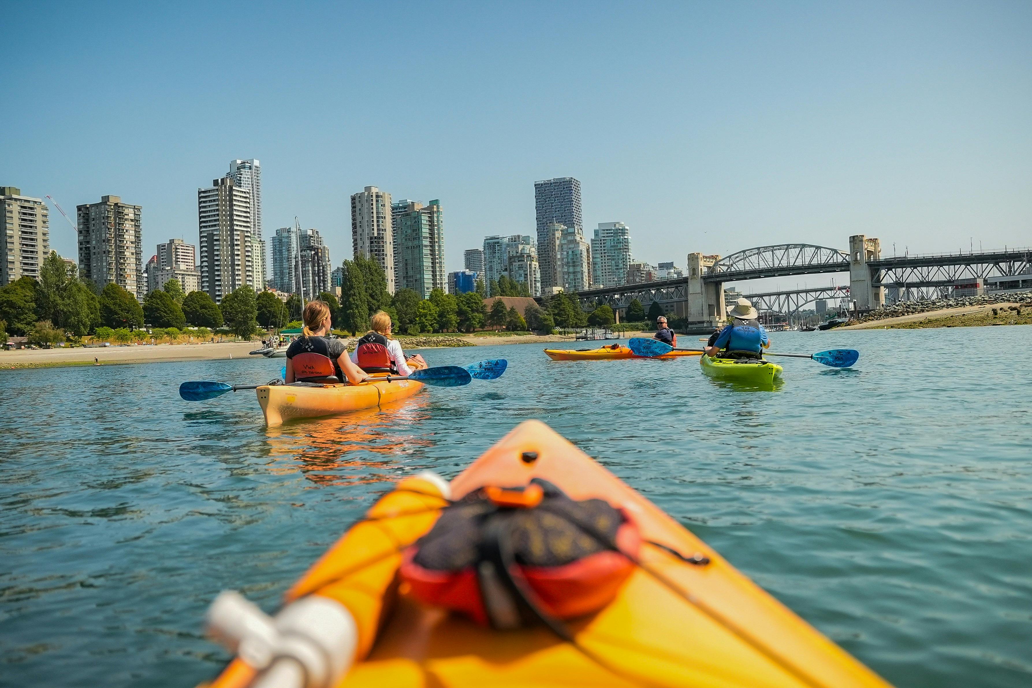 Vancouver: 3-Hr Guided Kayak Sightseeing Tour + Coffee on the Beach