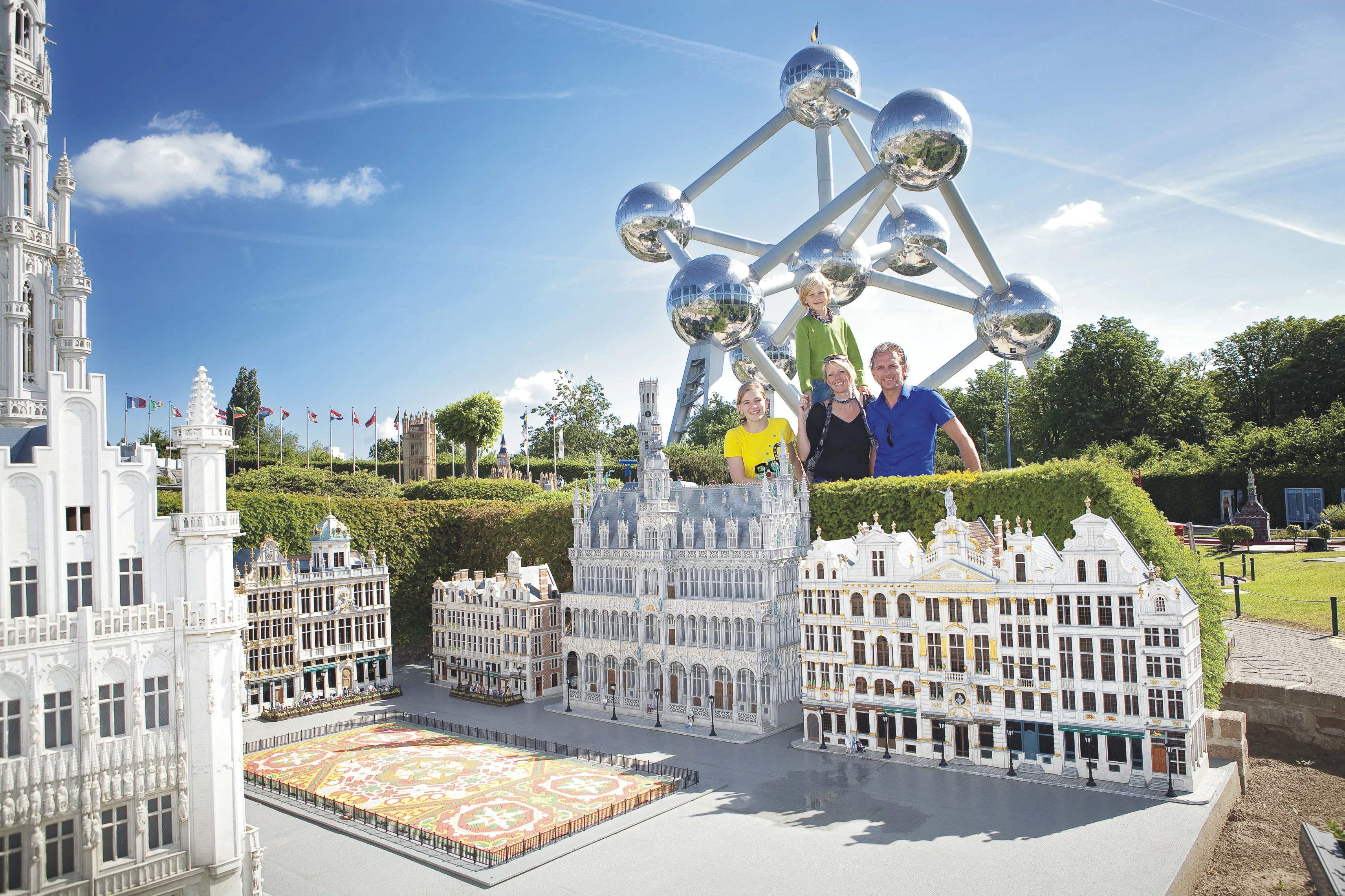 Mini-Europe + The View - Antwerp Ferris Wheel