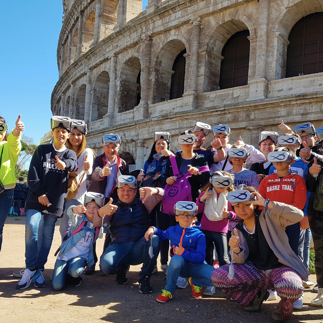 Coliseo, Foro Romano y Colina Palatina: Entrada prioritaria y experiencia de RV - Alojamientos en Roma