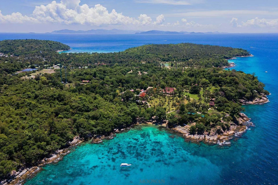 Racha island