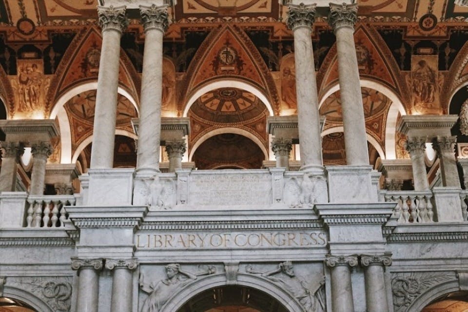 Περιήγηση με τα πόδια σε μικρές ομάδες στο Καπιτώλιο