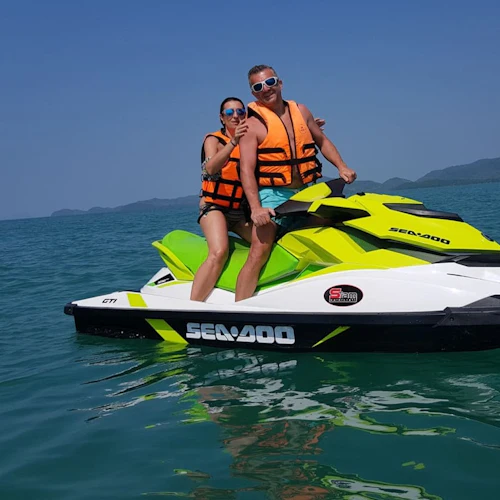 Phuket: Passeio de Jet Ski guiado por 5 ou 8 ilhas + almoço + traslado - Photo 11