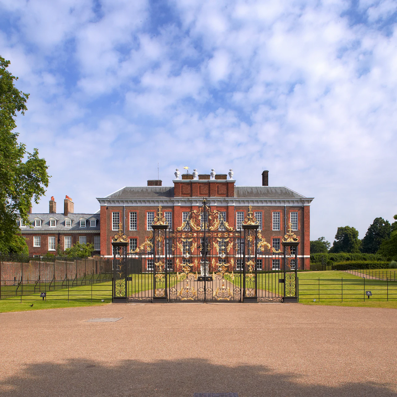 Kensington Palace: Entry Ticket in London β Tiqets