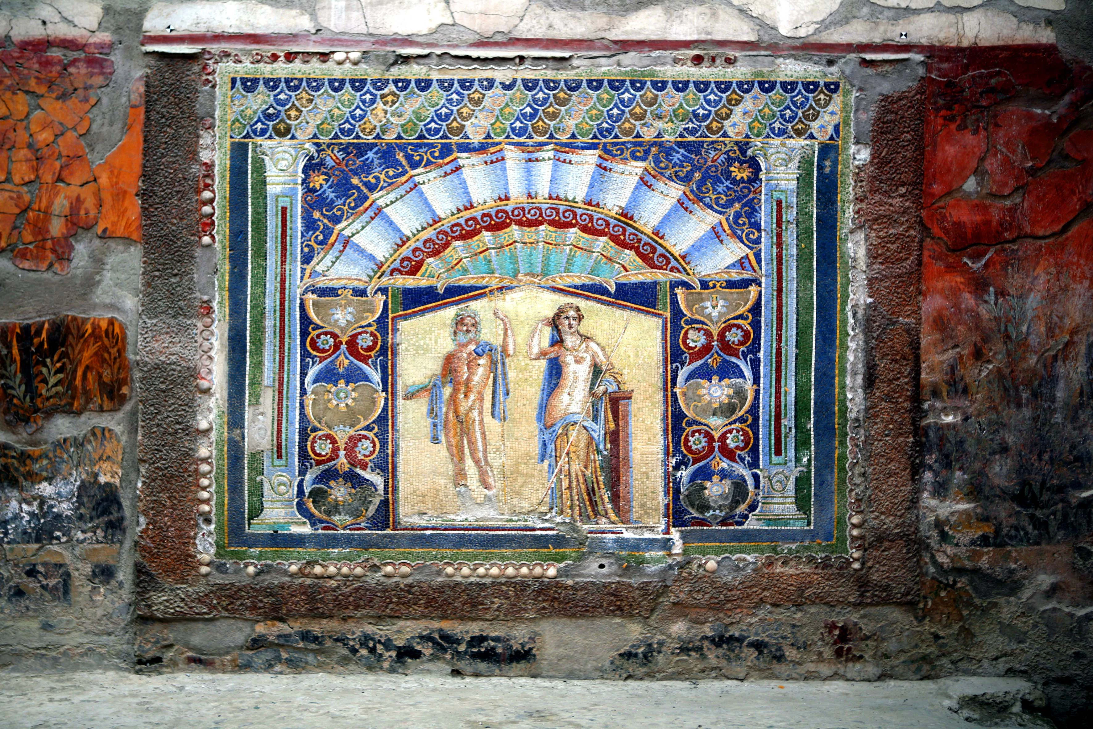 Herculaneum & Mount Vesuvius: Skip The Line Ticket + Roundtrip from Naples