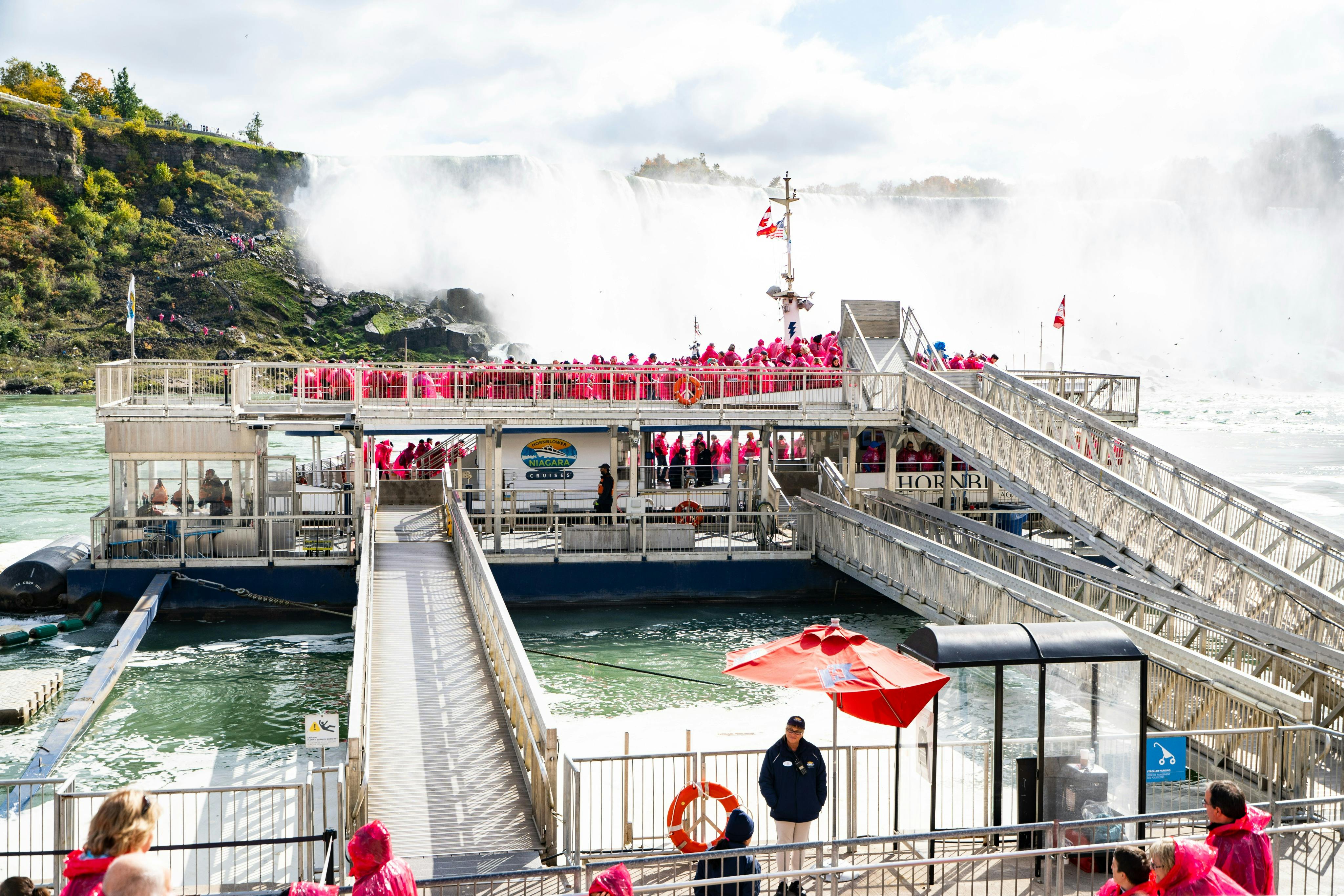 即使在非常繁忙的情况下，登机过程也是超级简单和快速的。
