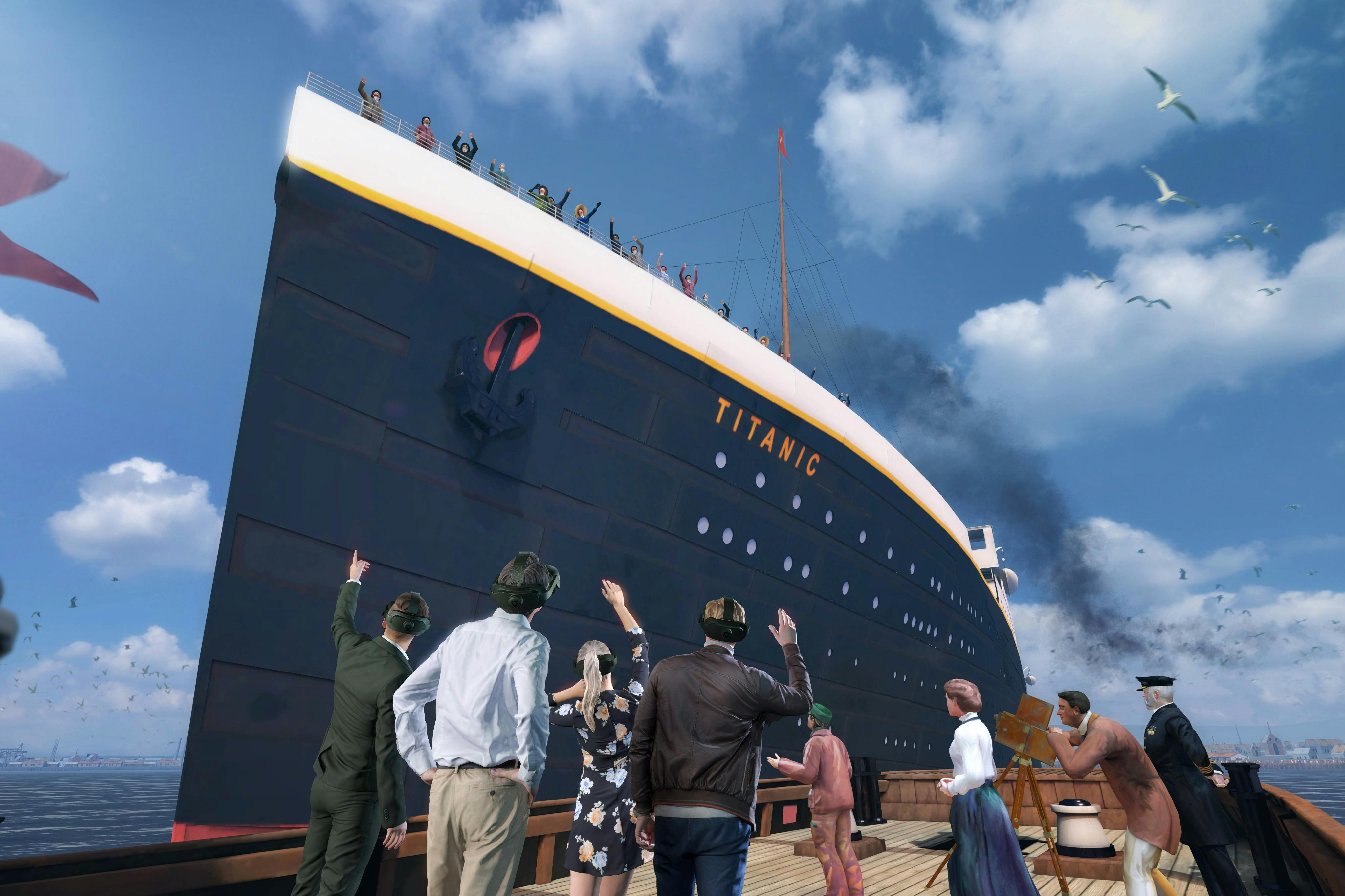 Velká loď s nápisem „Titanic“ s lidmi na palubě a dalšími na lavici obžalovaných mávajícími na ni pod zataženou modrou oblohou.