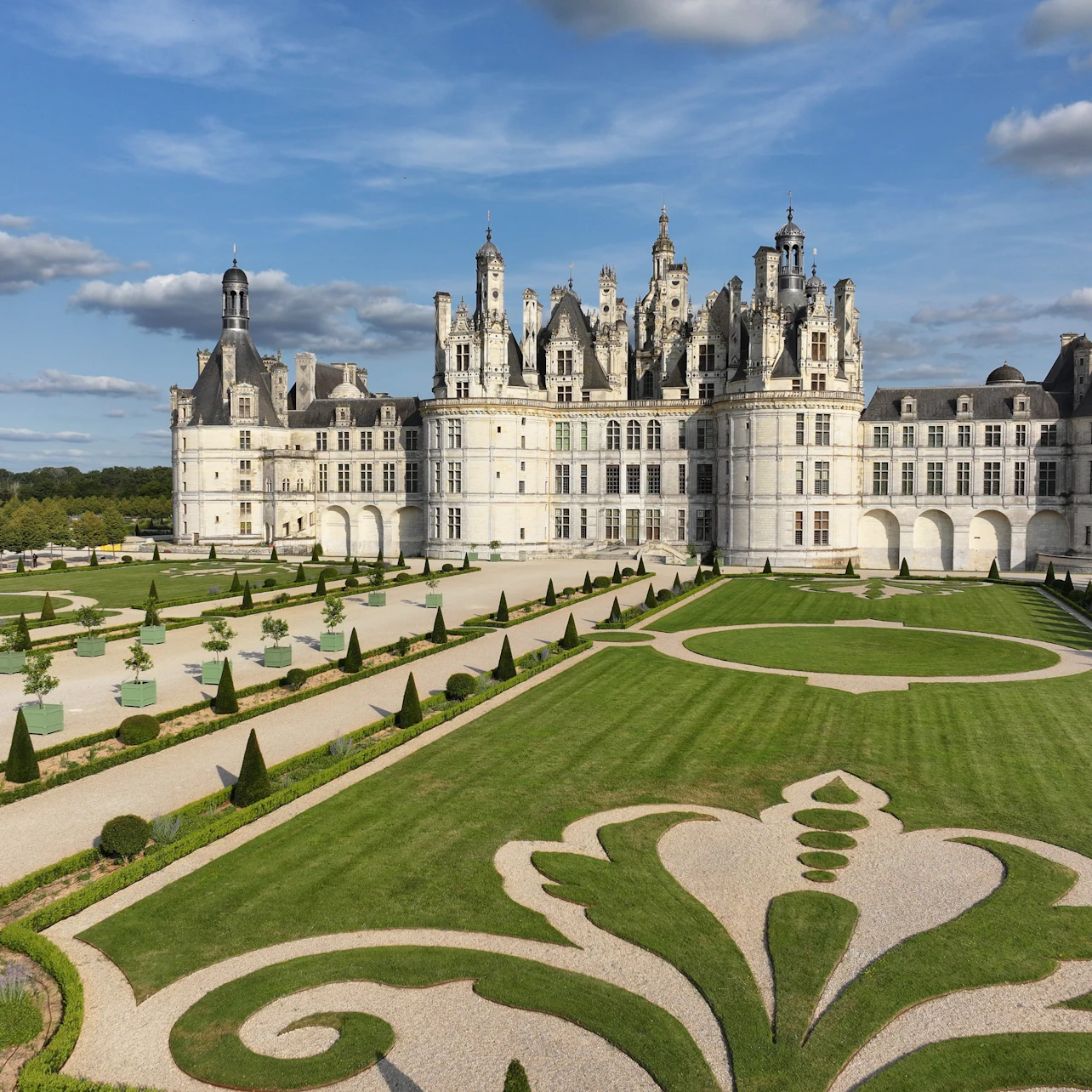 Loire Valley: Day Trip with Entry to 3 Castles