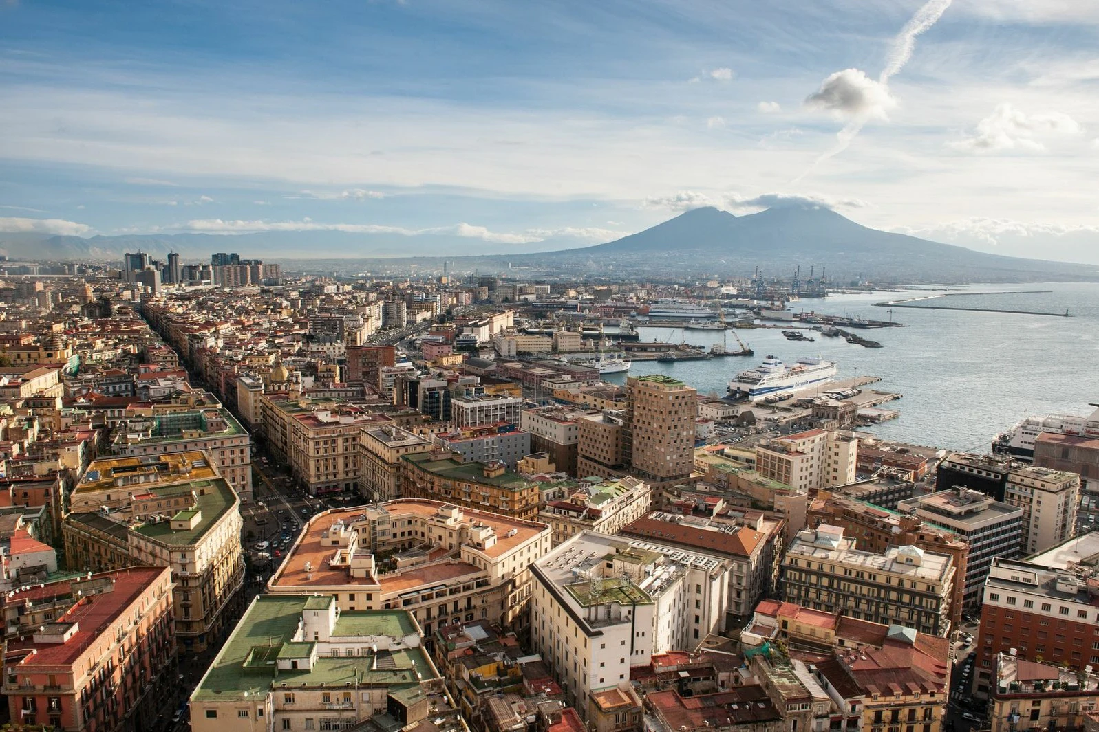 Naples: Train Transfer From/To Pompeii and Porta Nolana
