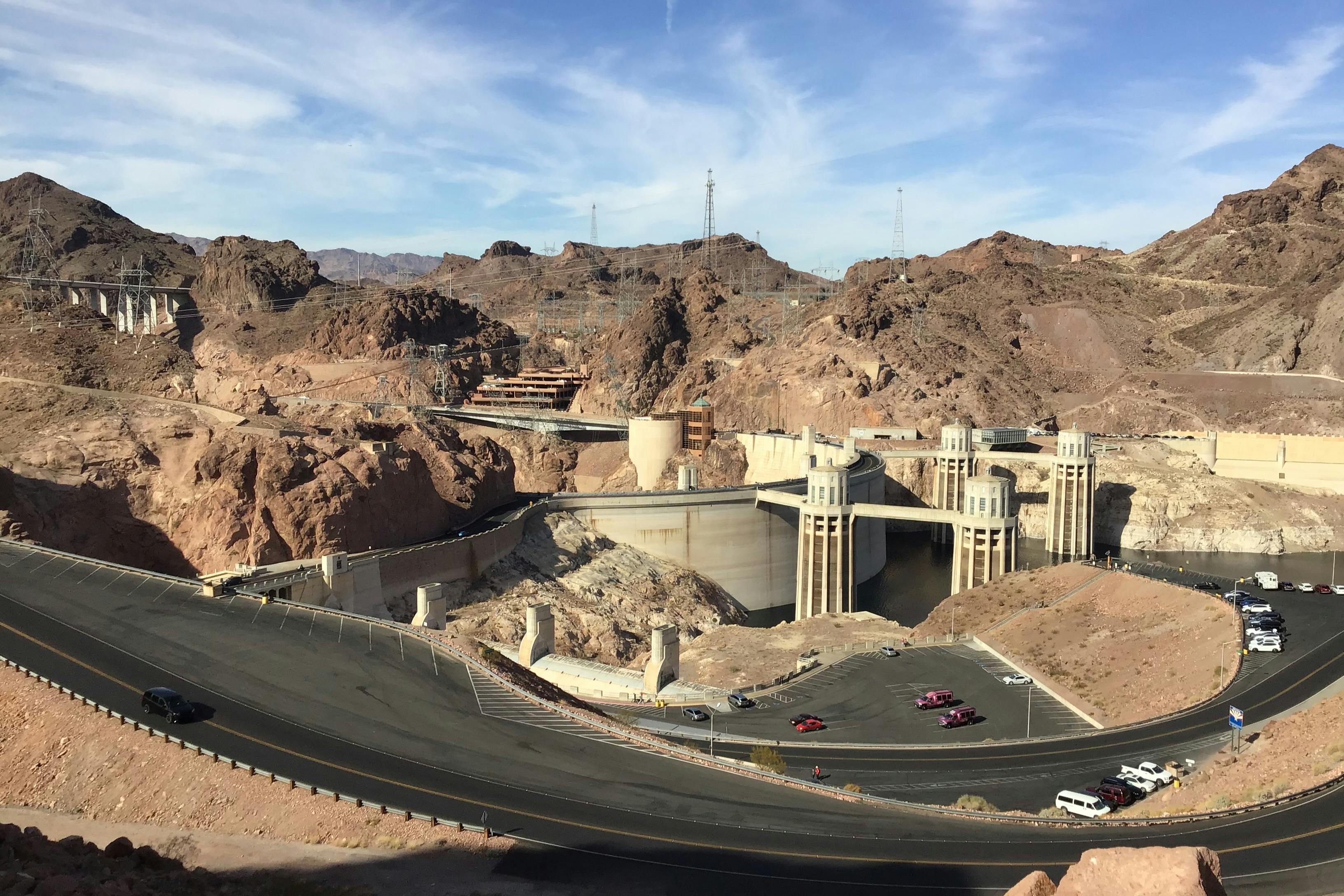Pohled na přehradu Hoover Dam