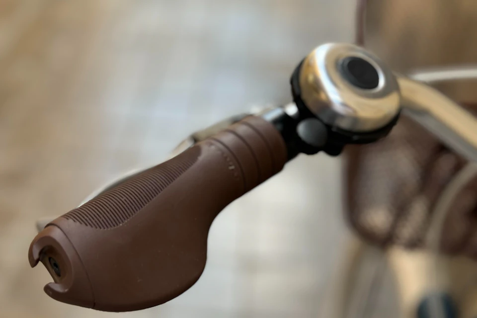 Rent a clean and reliable bicycle in Valencia